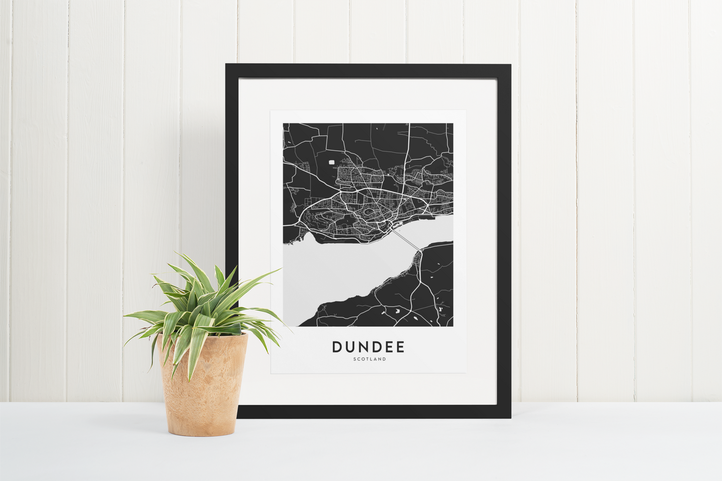 Dundee Map (Black)