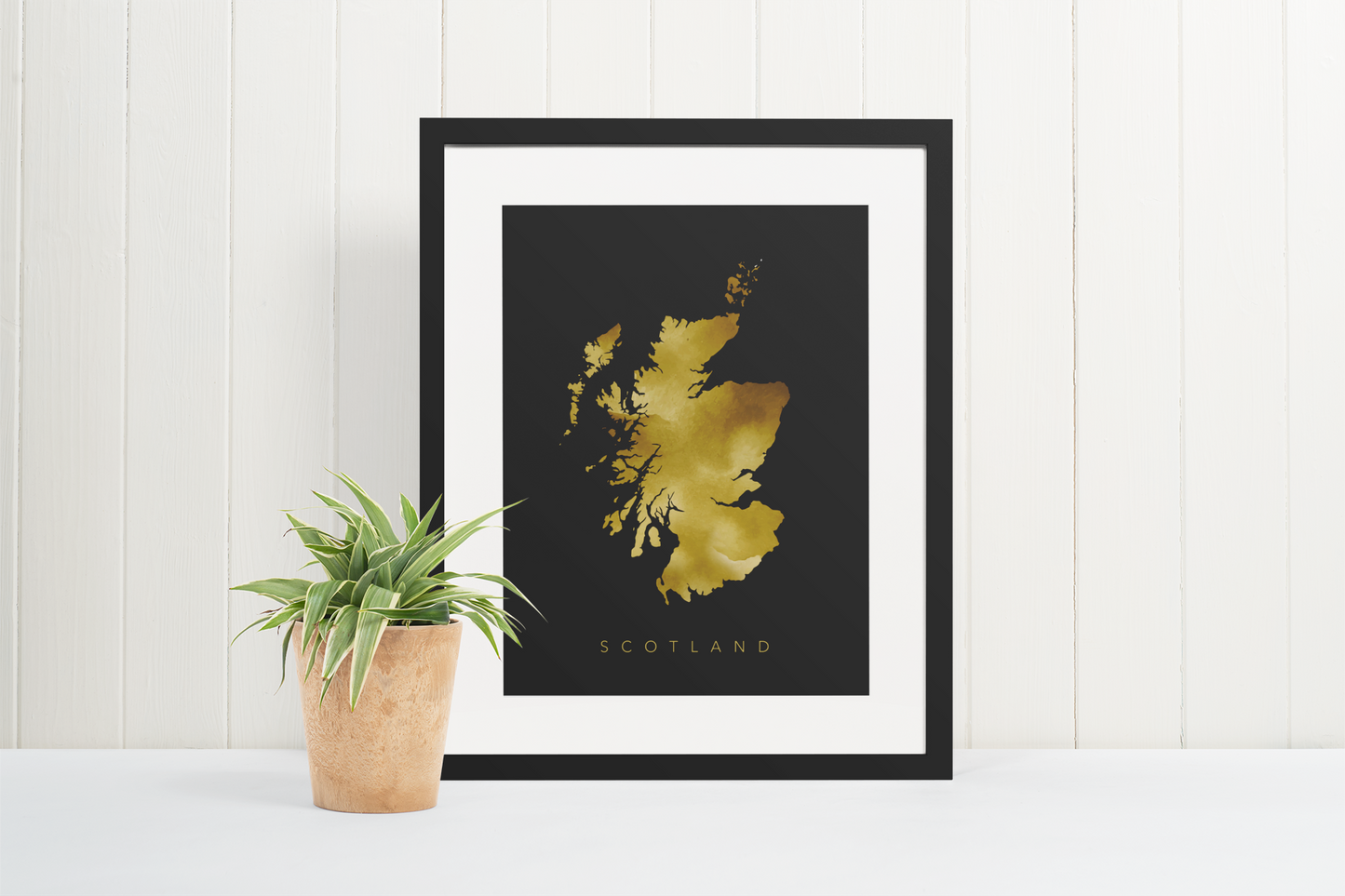 Scotland Map (Gold & Black)