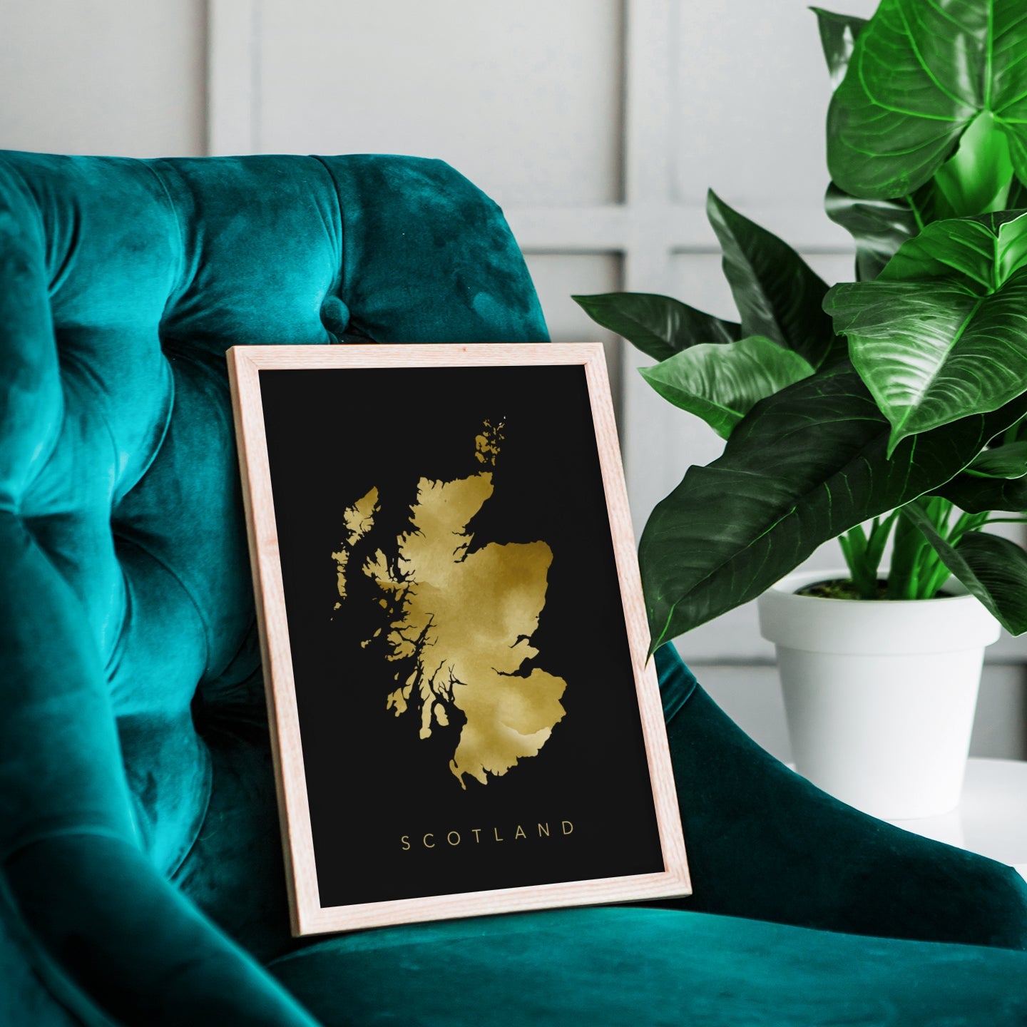 Scotland Map (Gold & Black)